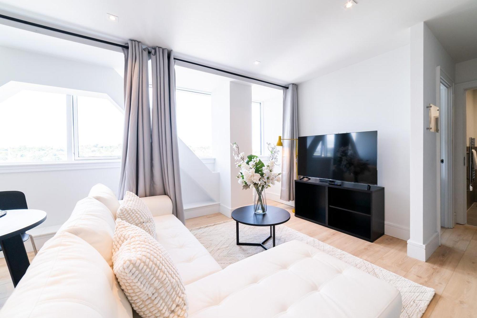 Stylish Retreats On Olympic Way Apartment ลอนดอน ภายนอก รูปภาพ